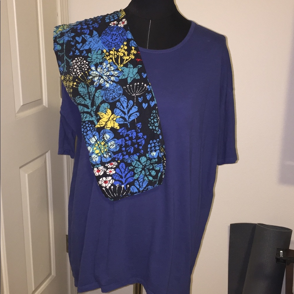 LuLaRoe OS leggings and Irma set